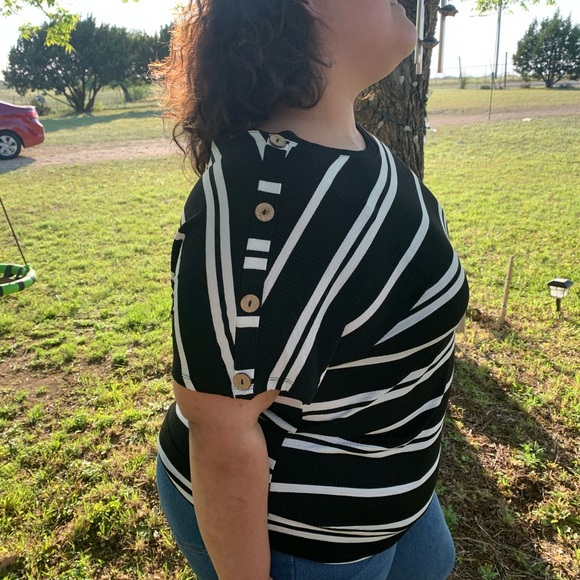 Striped Cuteness - Picture 3 of 6